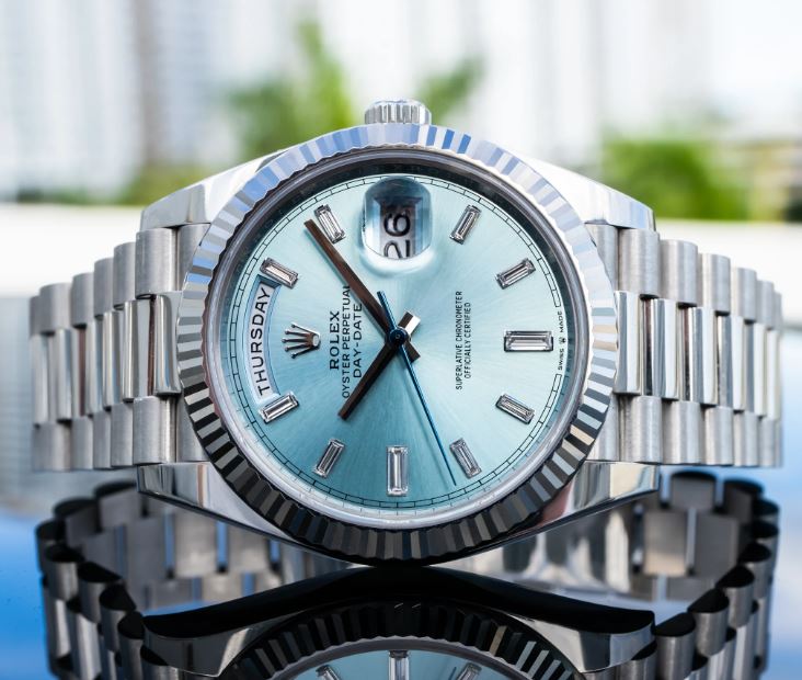 Complication horlogère : JOUR The Watch Sphere