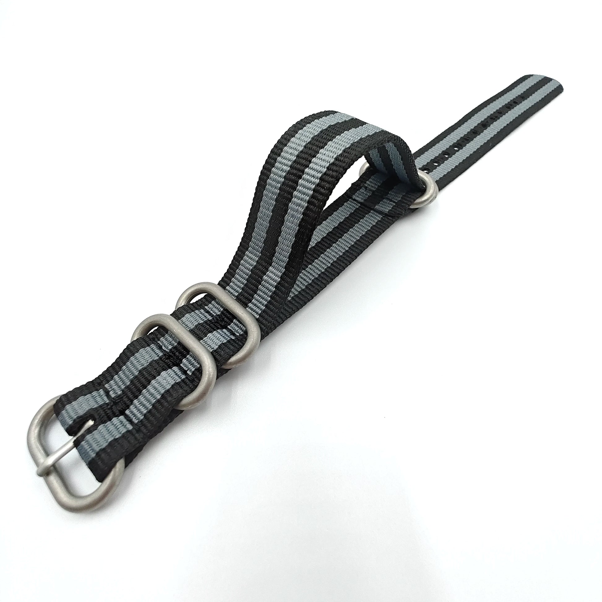 Bracelet NATO en Nylon. - The Watch Sphere